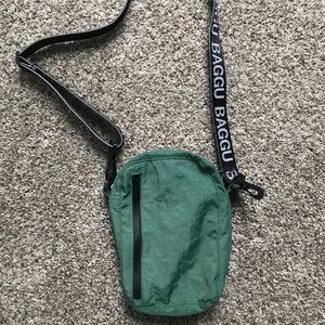 BAGGU Eucalyptus Sport Crossbody